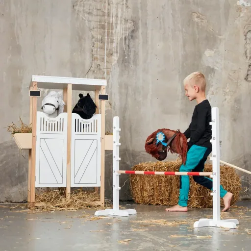by Astrup Pferdestall für Hobby Horses