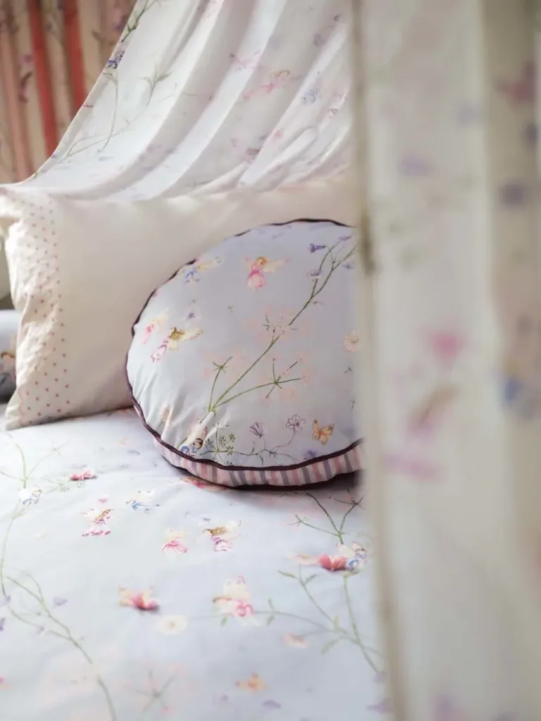 Little Sanderson Abracazoo Motivstoff Feen Garten creme lila pink