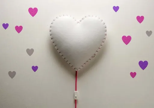 Buokids Softlampe Nachtlicht/Wandlampe Herz, Ausführung: Schnur & Stecker; Farbe der Naht: grau