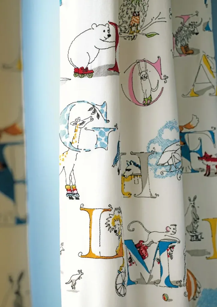 Little Sanderson Abracazoo Motivstoff Alphabet creme aqua grün blau