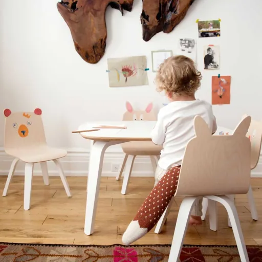 Oeuf Kinderstuhl Hase Walnuss mit weiß