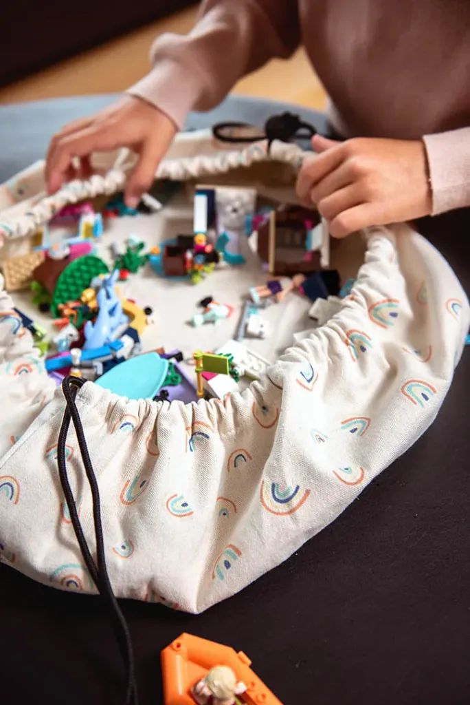 Play&Go Spielzeugsack, Spielzeugkorb, Spielzeug aufbewahrungstasche - Mini, Farbe: Mini-Regenbogen