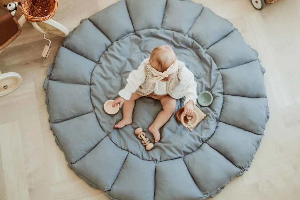 Play&Go Kinderteppich, Spielteppich, Spielmatte - Blühen, Organic, Farbe: Bloom Staubiges Blau