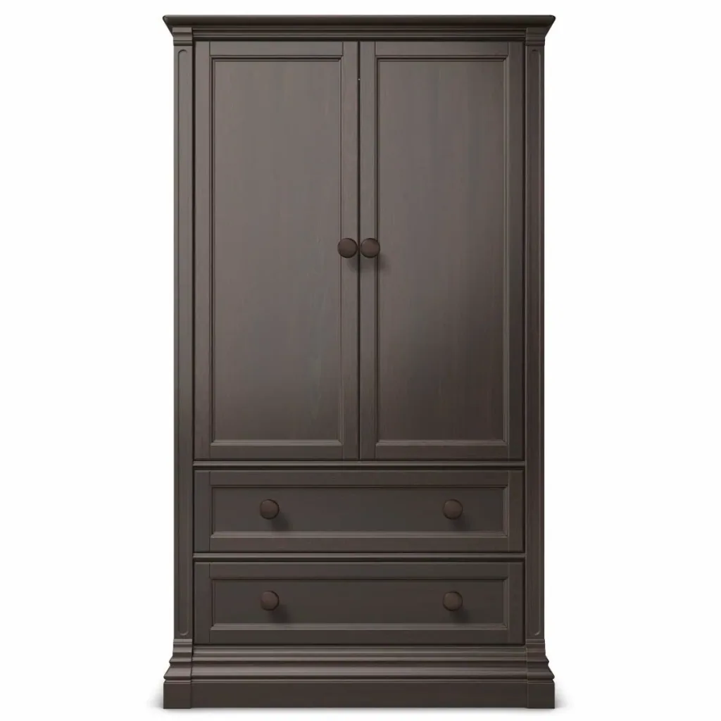 Romina Imperio Kleiderschrank
