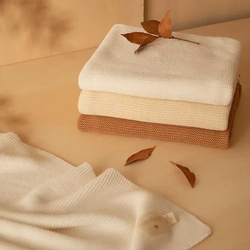 Nobodinoz Strickdecke biskuit