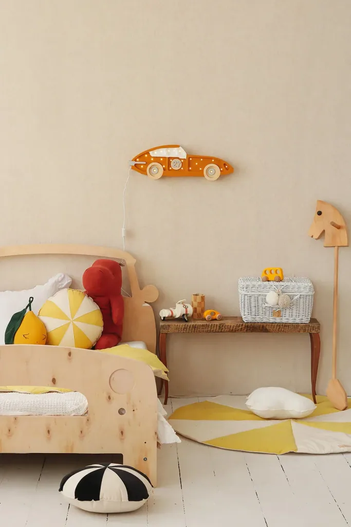 little lights Led Deko Kinderlampe Rennwagen senfgelb