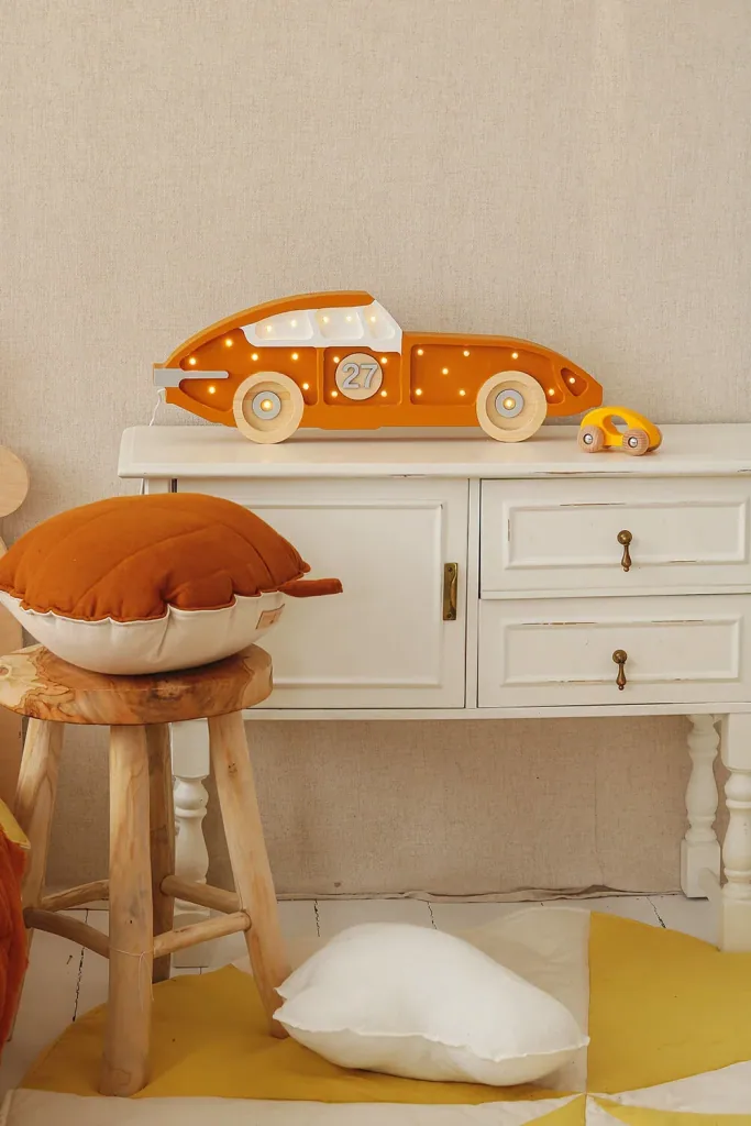 little lights Led Deko Kinderlampe Rennwagen senfgelb