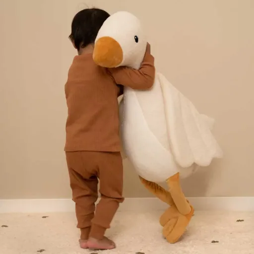 Little Dutch Kuscheltier Gans "Little Goose" richtig groß