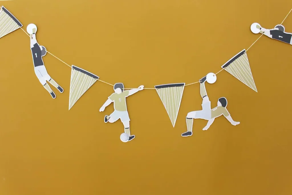 Ava & Yves Geschenk Papiertüten Fussball