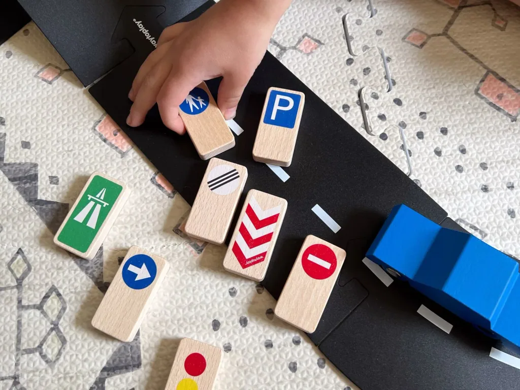 Waytoplay Verkehrszeichen, Straßensperren - holz
